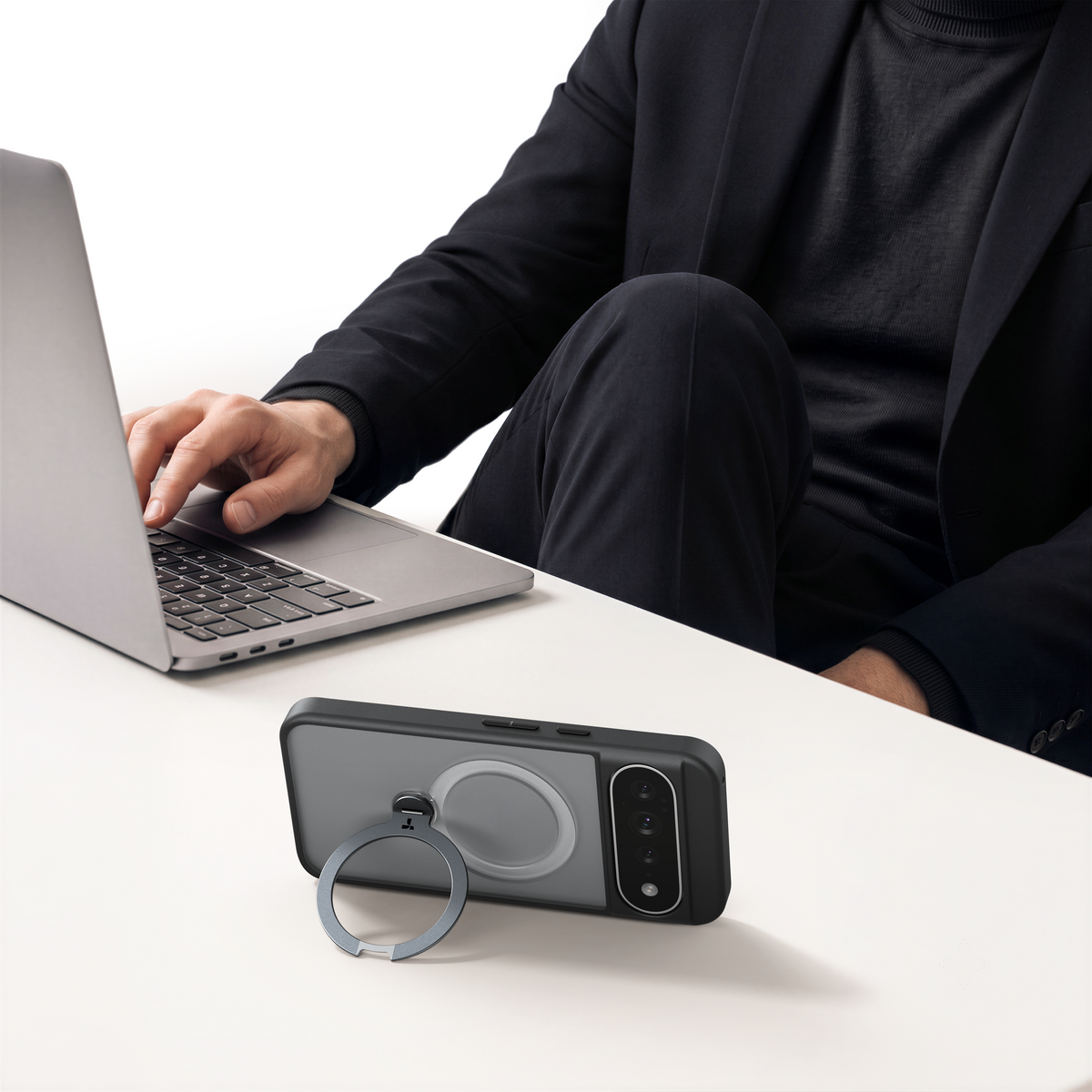 Ostand Q3 Spin for Google Pixel 11