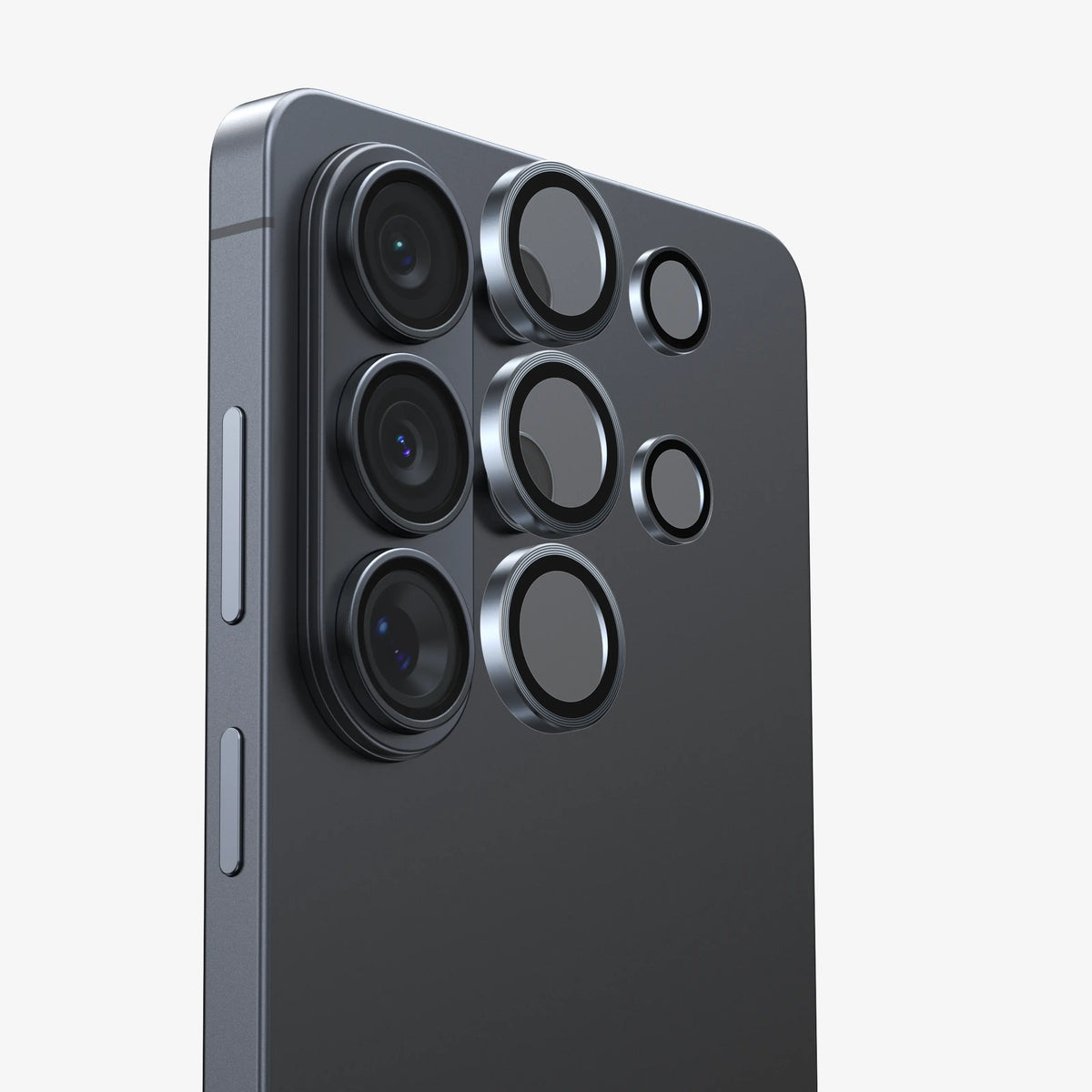 Samsung S26 Ultra rear camera module with multiple lenses and metallic bezels.