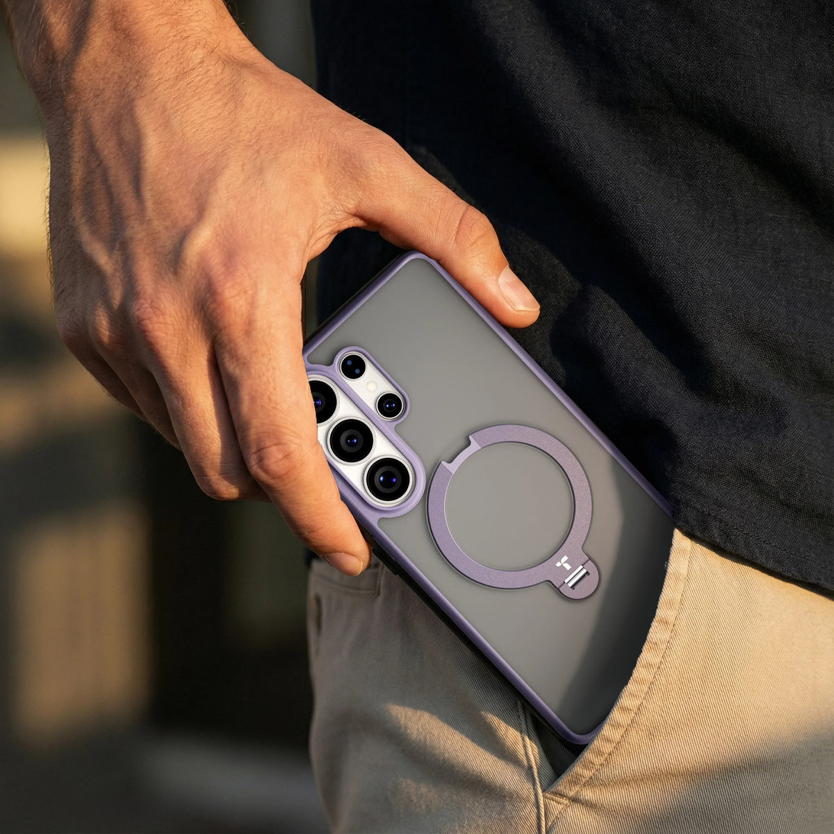 TORRAS Ostand Q3 Spin purple & grey magnetic ring stand case for Samsung S26 Series.