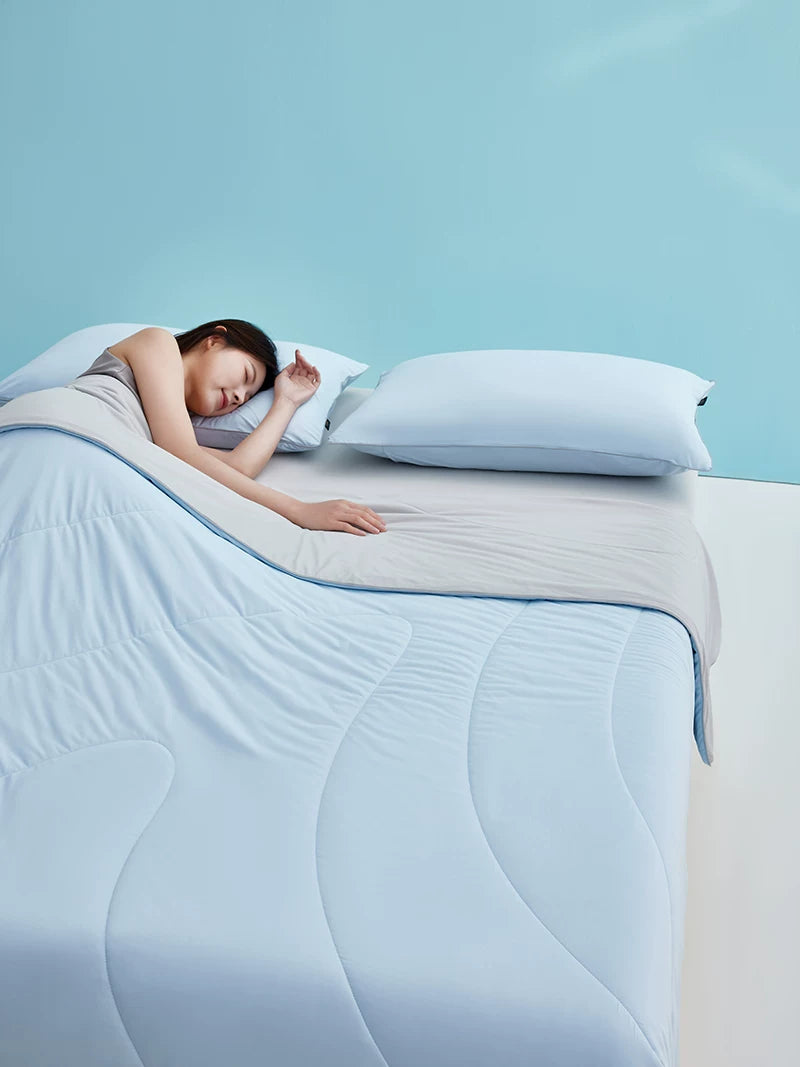 LIIESEN cooling summer quilt: fabric, quilting and bedroom styling; quilt only