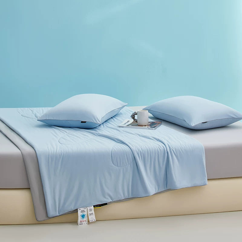 LIIESEN cooling summer quilt: fabric, quilting and bedroom styling; quilt only